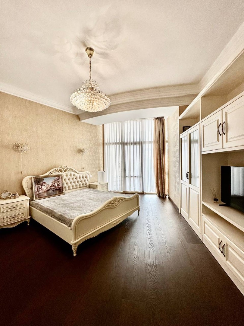 продажа трехкомнатной квартиры номер A-173224 в Приморском районе, фото номер 16